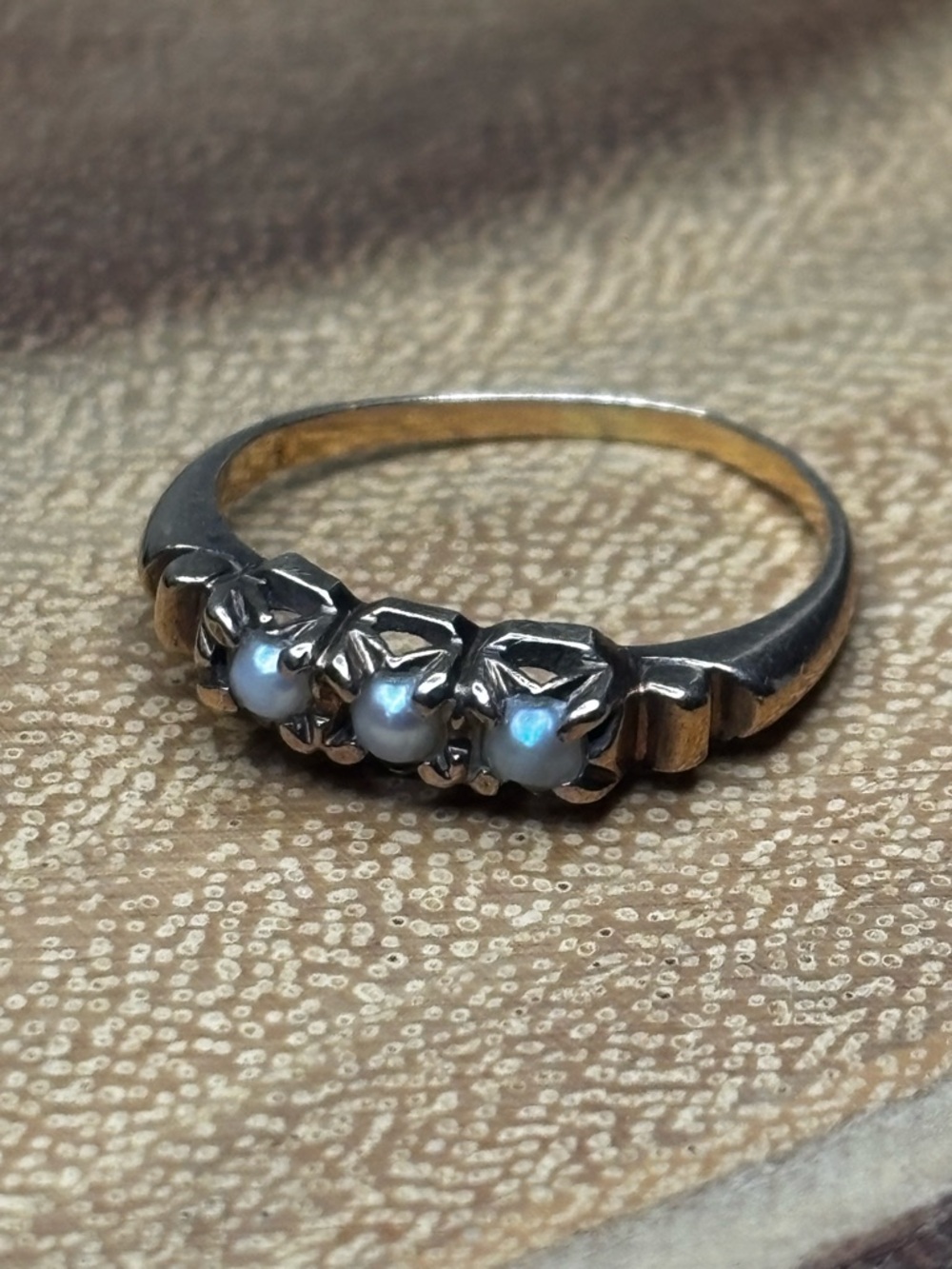 Vintage 10K Gold Seed Pearl Ring Lido Delicate Thin Band - Picture 2 of 6